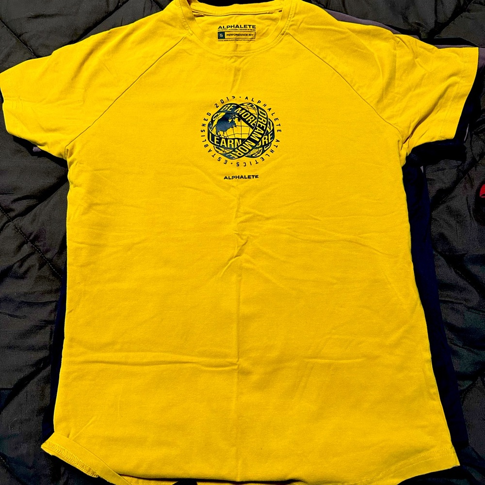 Athlete, global impact performance, yellow